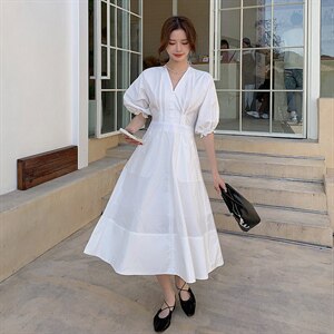 2021夏季新款女装中长款连衣裙简约时尚A字裙V领短袖，女装连衣裙，阿菲诺依