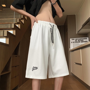 B257-1-TY18-P35 24夏季新款宽松休闲酷丝绵面料轻薄透气5分短裤图片