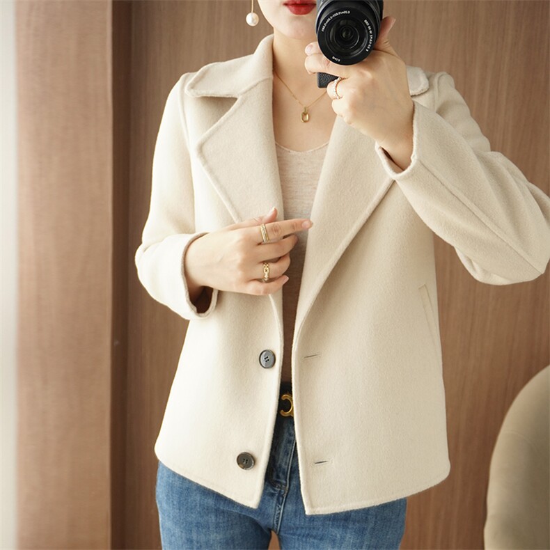 百搭秋季新款羊毛呢子大衣女外套显瘦气质短款设计优雅简约风格，女装毛呢外套，豪顺羊绒