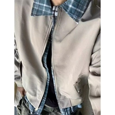 灰色