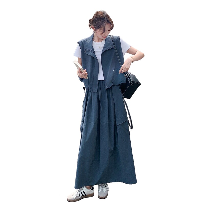 灰蓝色工装半身长裙子套装女夏季2025新款时尚休闲马甲T恤三件套,女装套装/套裙,辉之琳