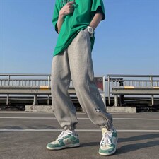 灰色
