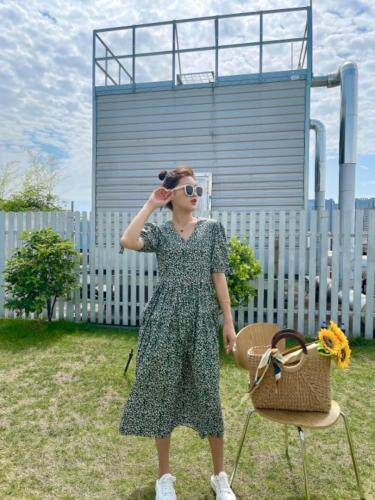 夏季新款韩版连衣裙，女装连衣裙，米壹