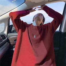 酒红色