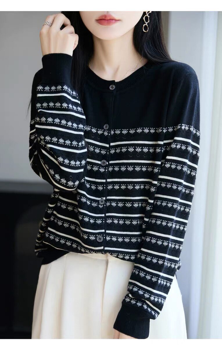 法式高端费尔岛提花毛针织开衫女2025新款条纹毛衣外套短款上衣潮,针织衫/毛衣,鄂维那特