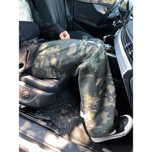 新款迷彩拼接款牛仔裤男美式潮流风抽绳设计松紧腰休闲裤图片