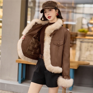 现货《鹅绒服》2025年冬季新款气质高品质皮衣皮草短外套加厚图片