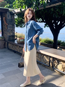 复古小金扣天丝牛仔衬衫女早秋薄款宽松翻领长袖衬衣百搭叠穿通图片