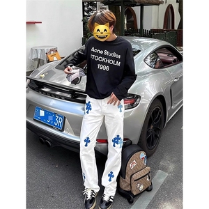 白色十字架印花牛仔裤男女款潮牌痞帅炸街裤子图片