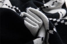 2025年秋季时尚百搭通勤休闲七针加厚圆领菱形开衫，女装羊绒衫，轩妮羊绒