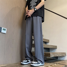 灰色