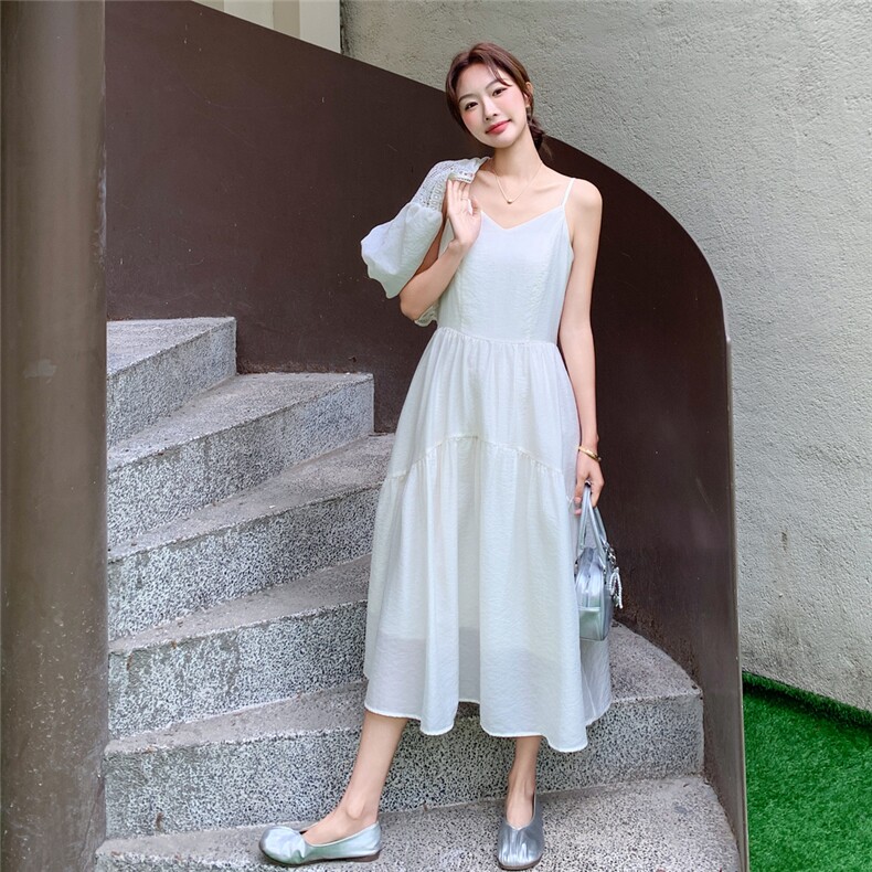 2025年夏季新款气质显瘦吊带连衣裙两件套套裙女镂空上衣女,女装套装/套裙,1D102-1