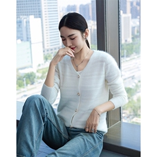 早秋新款时尚镂空桃花V领开衫优雅气质百搭显瘦羊绒衫，女装羊绒衫，百越羊绒