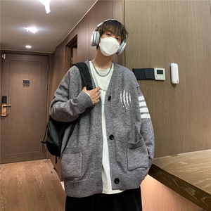 港风 名宿时尚宽松魔爪印花四条杠开衫毛衣 M355  P65控88图片