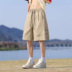 卡其色