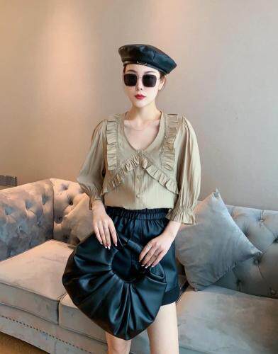 【现货】秋装小衫，其它，秋水月亮