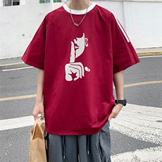 酒红色