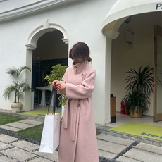 2025年夏季常规中长款长袖纯色系带时尚百搭双面呢大衣简约大方，女装双面呢大衣，蒙绒特