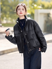 蛋白pu皮羽绒服外套女冬季2026新款白鸭绒酷飒气质面包服显瘦气质，女装羽绒服，意芙