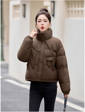 超好看短款白鸭绒羽绒服女2025冬新款小个子时尚宽松立领保暖外套，女装羽绒服，涵亦佰惠