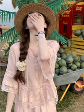 粉色洋气温柔套装女2026夏新款喇叭袖蕾丝拼接上衣阔腿裤裙两件套，女装套装/套裙，水衣源