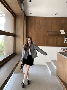 小香风波点翻领短外套女2025秋季时尚新款设计感小个子气质上衣图片