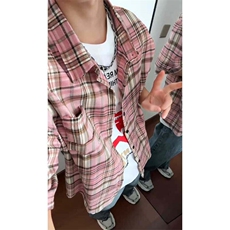 粉红色