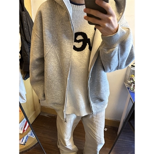 抖音得物高品质二开26春装美式高街重磅结构高领连帽卫衣外套W62,老君山一日游穿搭女微胖图片