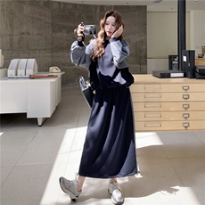 户外运动休闲卫衣套装裙女2025秋季新款宽松抽绳上衣半身裙两件套，女装套装/套裙，2C098