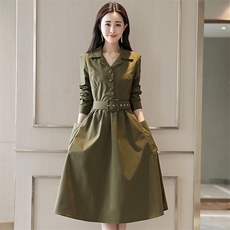 风衣式连衣裙女中长款2025春秋新款修身长袖收腰显瘦气质衬衫裙子，女装连衣裙，铭街依杨