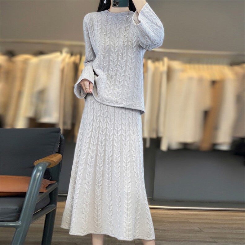 100%纯羊毛衫半身裙两件套女圆领扭花长袖毛衣裙宽松羊绒衫套装裙，女装套装/套裙，鹿一羊绒