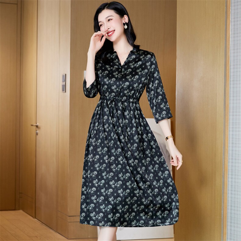 【纯jing】显瘦收腰洋气碎花长袖连衣裙2024冬季商场撤柜折扣女装,女装连衣裙,阿舍尔精品