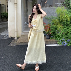 浅黄色法式温柔风流苏马甲套装女2025年夏季新款减龄半身裙两件套，女装套装/套裙，2C212