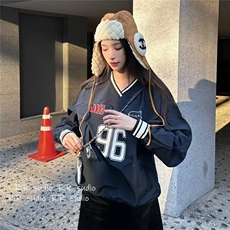 JC0679-P42网图秋季时尚卫衣设计感宽松休闲显瘦V领长袖套头上衣，男装卫衣，电商C233