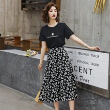 2021年新款夏款韩版T小菊花半身裙时尚两件套，女装连衣裙，瑶迪依秀