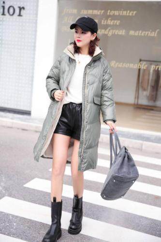 冬季新款，年轻、时尚羽绒服，女装羽绒服，水沱