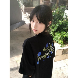 H0960-P35原版全刺绣内里铺布纯棉包边拉肩情侣款短袖T恤图片