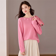 温柔独特气质上衣女秋冬季100羊毛打底衫时尚洋气立体花朵毛衣，女装羊毛衫，艾米