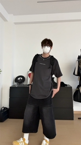 24T101-特P45 夏装潮流圆领领口手工钉珠装饰男女短袖T恤图片