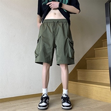 军绿色