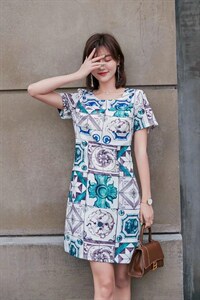百搭连衣裙图片