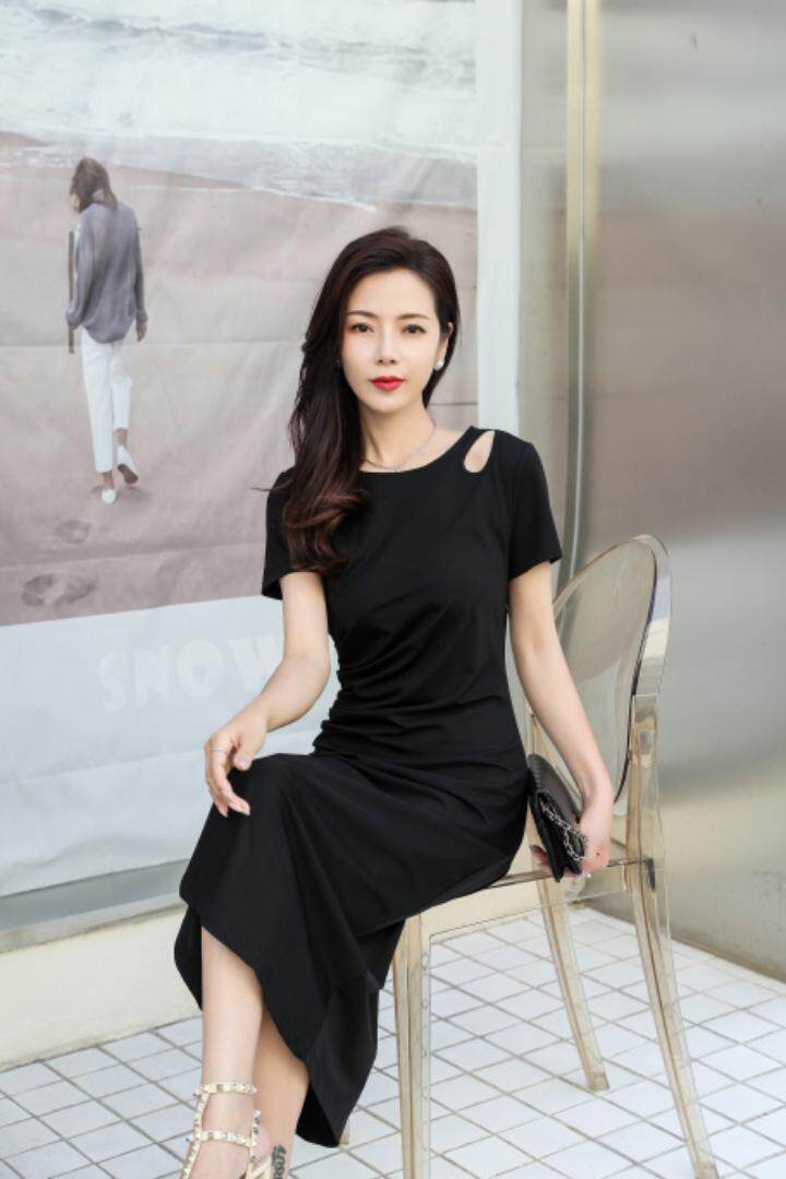 气质修身连衣裙，女装连衣裙，蓝芝衣秀