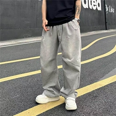 灰色