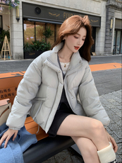 现货新款独特超好看短款羽绒服女款冬季立领面包服小个子羽绒外套，女装羽绒服，韩然一族