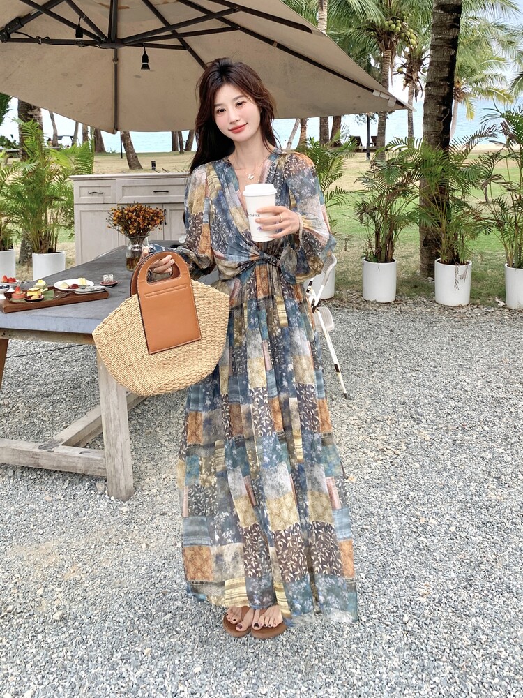 法式复古碎花连衣裙女夏季新款度假风森系小众收腰显瘦气质长裙子,女装连衣裙,浙宝210（原浙宝191）