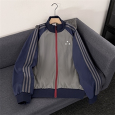 藏蓝色