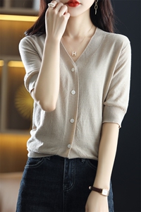 2022新款春夏薄款V领精纺羊绒开衫短袖女针织半袖纯羊毛宽松外搭图片