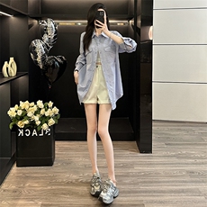欧货时尚设计感女装春季新款单排扣翻领气质显瘦中长款纯色衬衣潮，女装衬衫，2C310