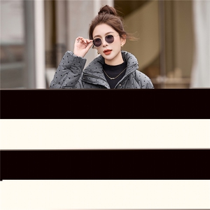 设计感洋气波点羽绒服女短款2025冬新款90%白鸭绒面包服外套图片