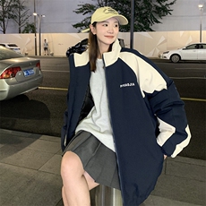 藏青色
